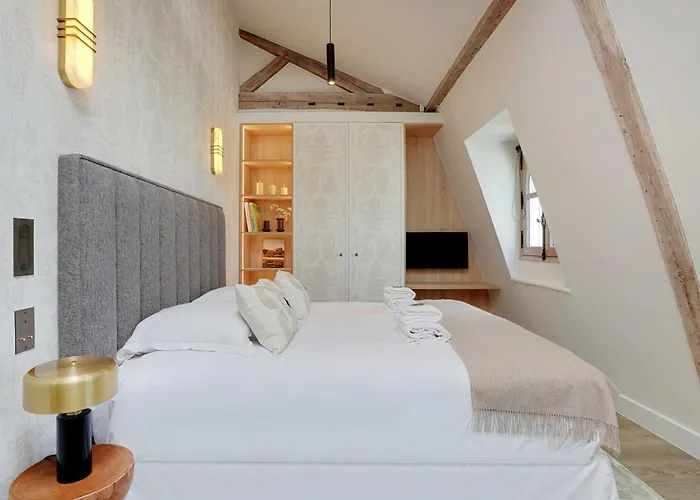 New - 2p - Place-vendome Apartment *